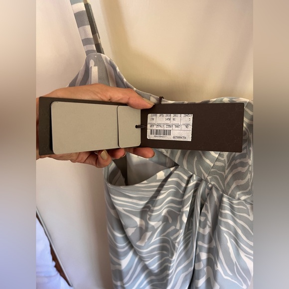 Gucci 2011 Resort Collection silk dress. NWT - Picture 6 of 11